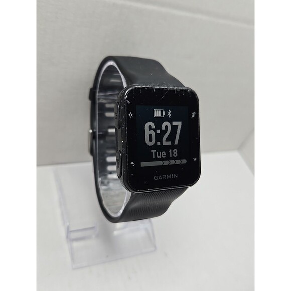 Garmin Forerunner 35 GPS Running Watch HRM Black Bluetooth With Charger - Picture 3 of 13